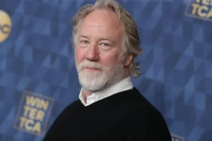 শিশুকে যৌন নির্যাতনের অভিযোগে অভিযুক্ত হলিউড অভিনেতা টিমোথি বাসফিল্ড