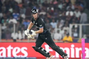 দক্ষিণ আফ্রিকার বিরুদ্ধে বড় সংগ্রহ নিউজিল্যান্ডের