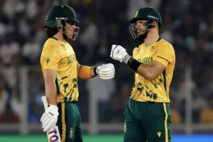 মার্করাম ঝড়ে সুপার এইটের পথে দক্ষিণ আফ্রিকা