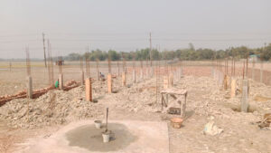 তিন ফসলি কৃষি জমি ভরাট করে অবাধে নির্মাণ হচ্ছে স্থাপনা