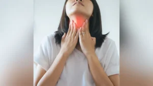 এই সময় গলা ব্যথা হলে কী করবেন