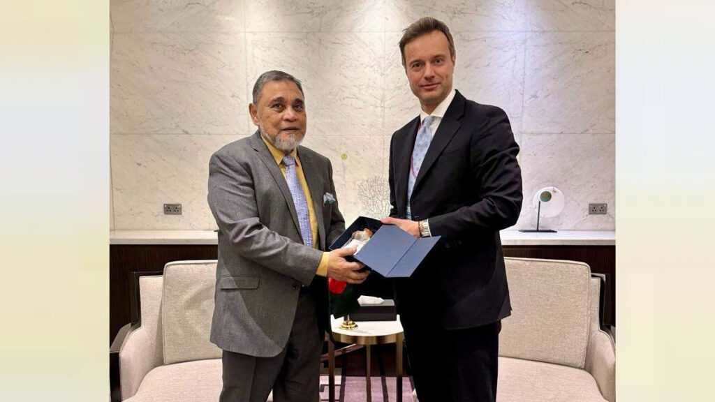নির্বাচন ও গণভোটের সামগ্রিক পরিবেশ ছিল শান্তিপূর্ণ-উৎসবমুখর